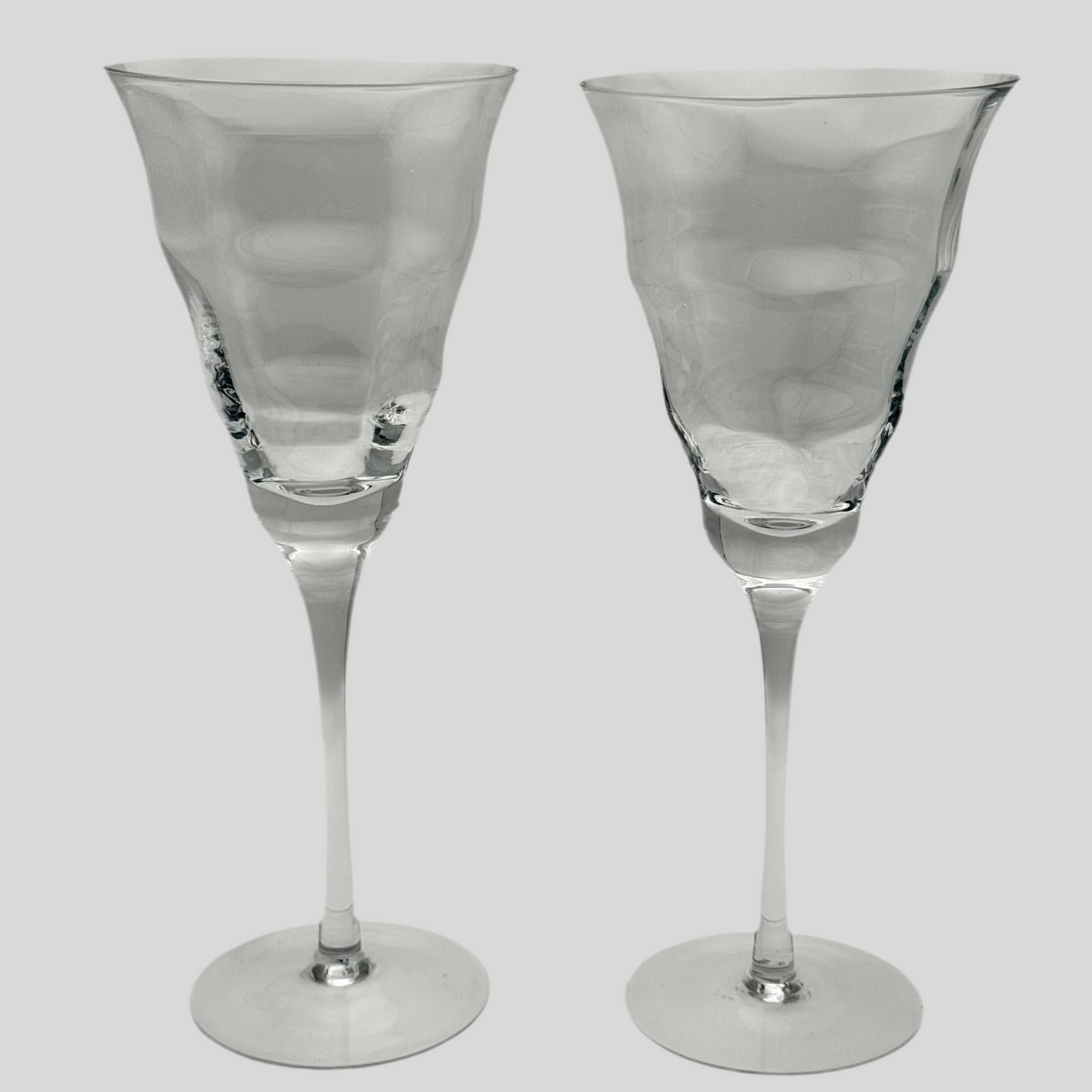 Personalized Crystal Wine Glasses Canada – Custom Engraved Champagne & Wine Glasses Toronto, Mississauga, Vancouver, Calgary, Montre