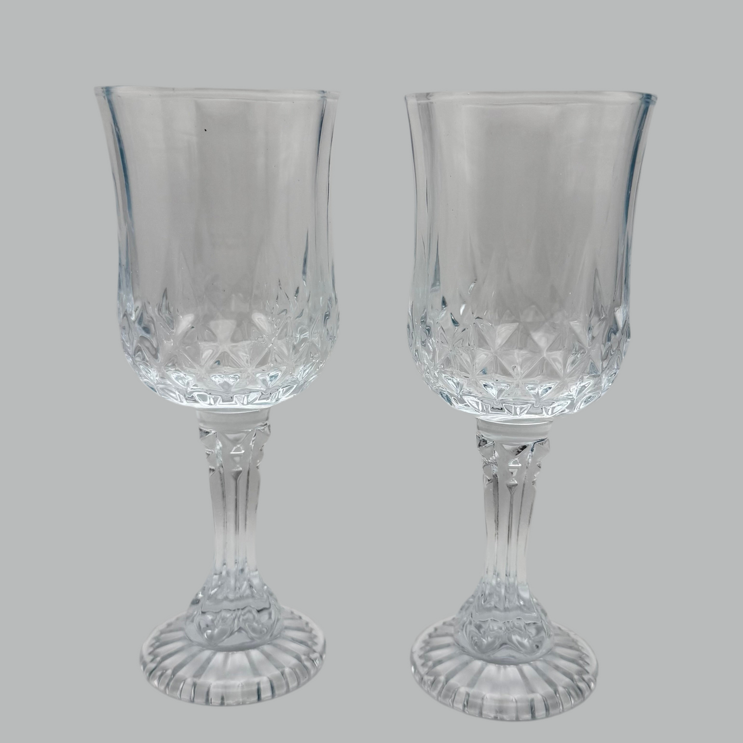 Engraved Wine Glass – Crystal Goblet for Weddings, Dining & Gifts | Available Canada-Wide