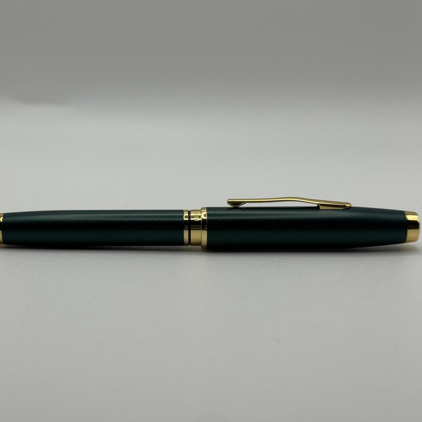 Engraved Cross Pen – Coventry Metallic Green | Personalized Gifts Canada Toronto, Vancouver & More