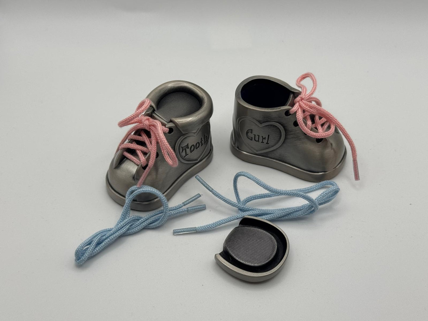 Personalized "Tooth & Curl" Baby Keepsake Shoes – Custom Engraved Memory Gifts for Babies in Canada