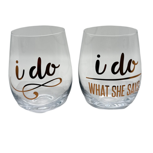 Engraved Wedding Glasses Set – “I Do & I Do What She Says” Funny Couples Wine Glasses | Personalized Bridal Shower & Anniversary Gift Canada