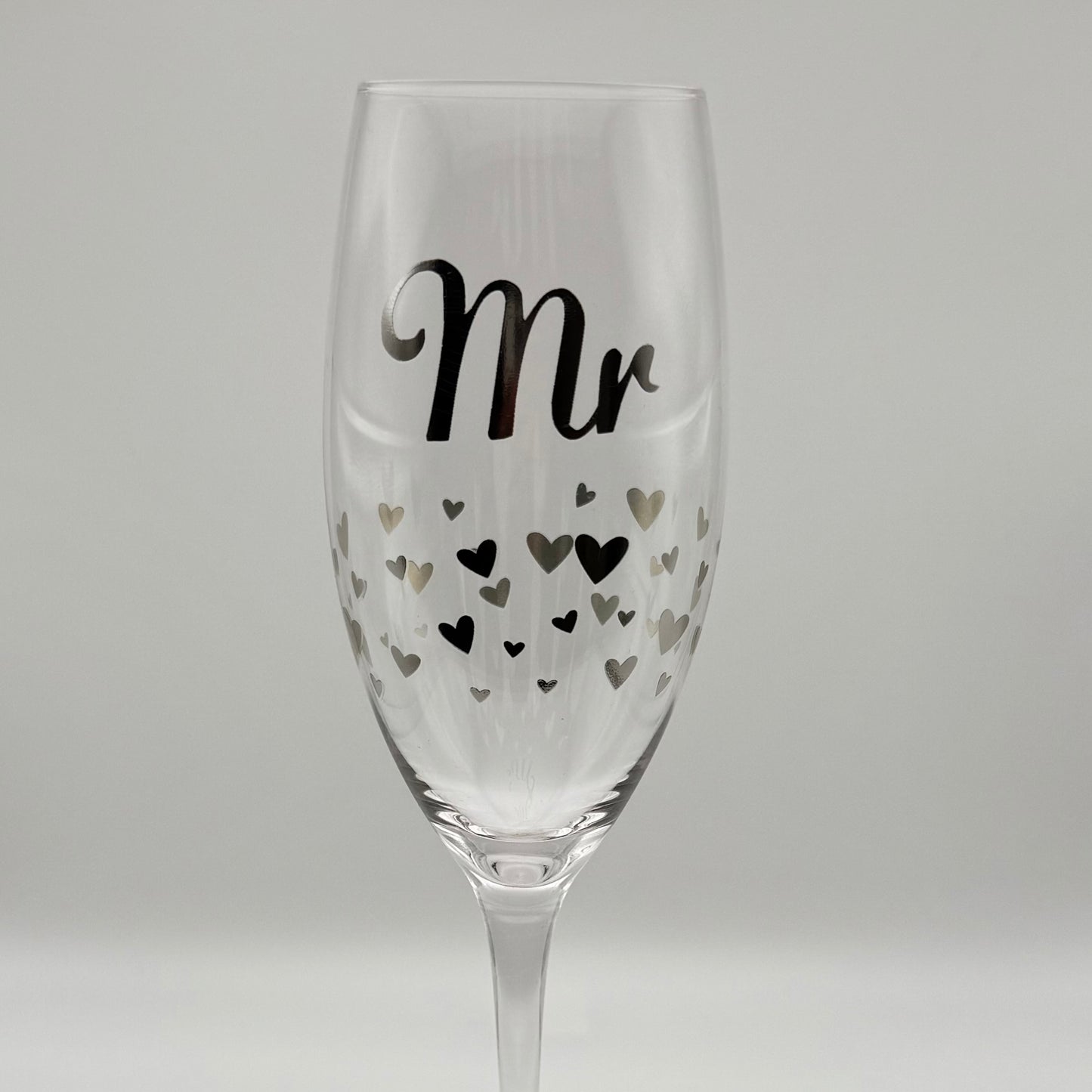 Engraved Champagne Flutes Canada – Personalized Engraved Wedding Glasses Toronto, Mississauga, Vancouver, Montreal