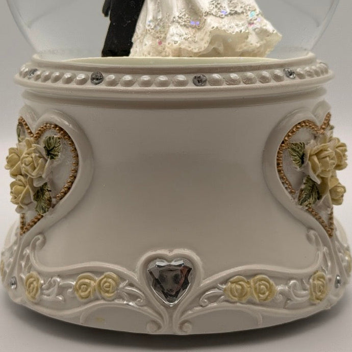 Musical Wedding Snow Globe – Bride & Groom Keepsake Gift