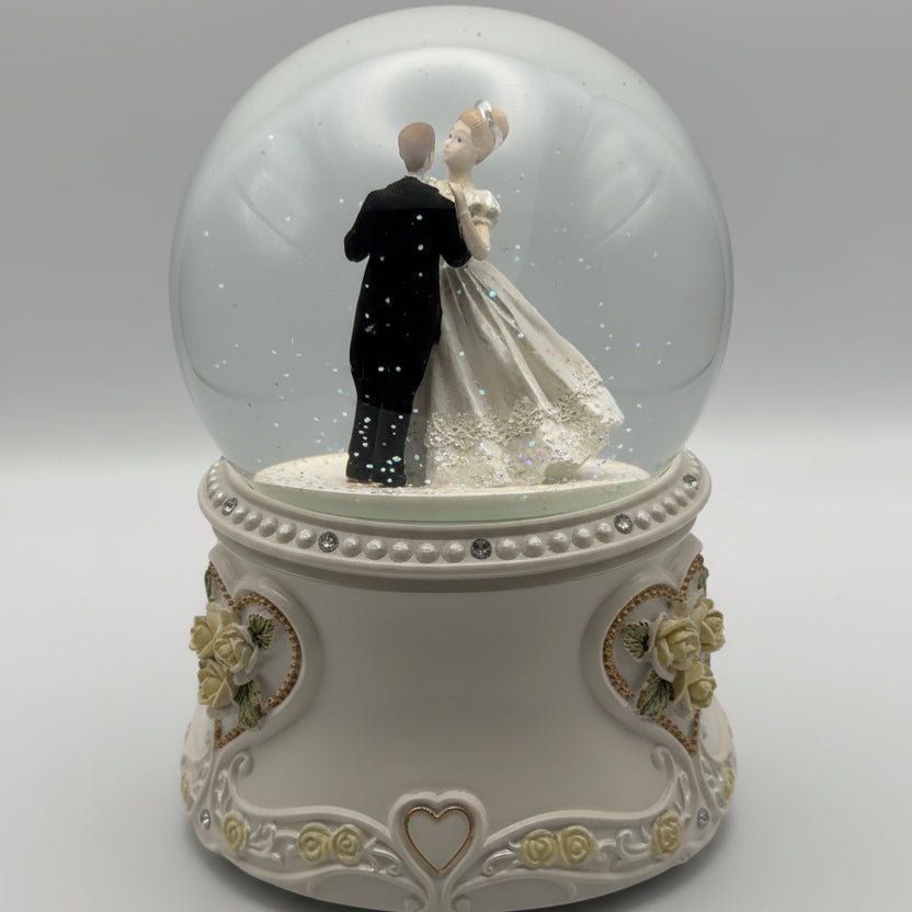 Musical Wedding Snow Globe – Bride & Groom Keepsake Gift