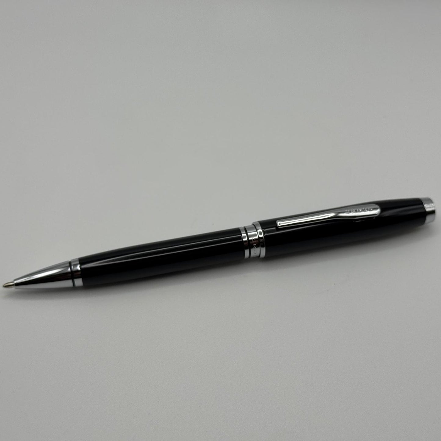 Engraved Cross Pen – Coventry Black Lacquer | Personalized Gifts Canada Toronto, Vancouver & More